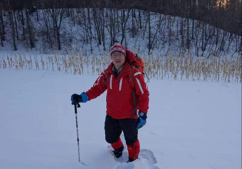 乐动网页版登录入口创新论坛第一千三百零四讲暨120周年校庆年系列活动: 季节性积雪中吸收性粒子特征及其光学辐射效应研究