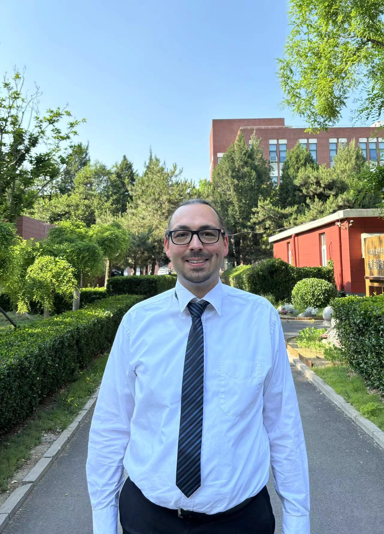 乐动网页版登录入口创新论坛第一千六百五十九讲：Pleurotus citrinopileatus lipase for applications in cheese 