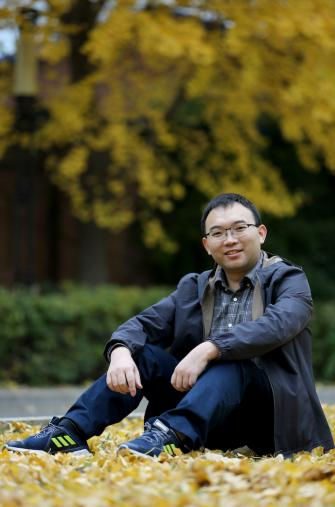 乐动网页版登录入口创新论坛第一千七百九十二讲：全息QCD：从黑洞热力学到QCD物态方程