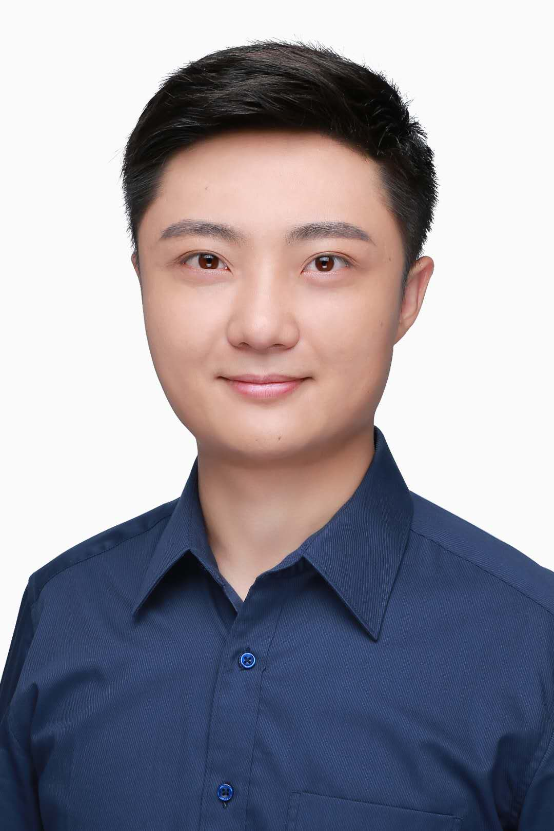 乐动网页版登录入口创新论坛第一千六百六十七讲：基于高通量实验与数据驱动的非晶合金研究