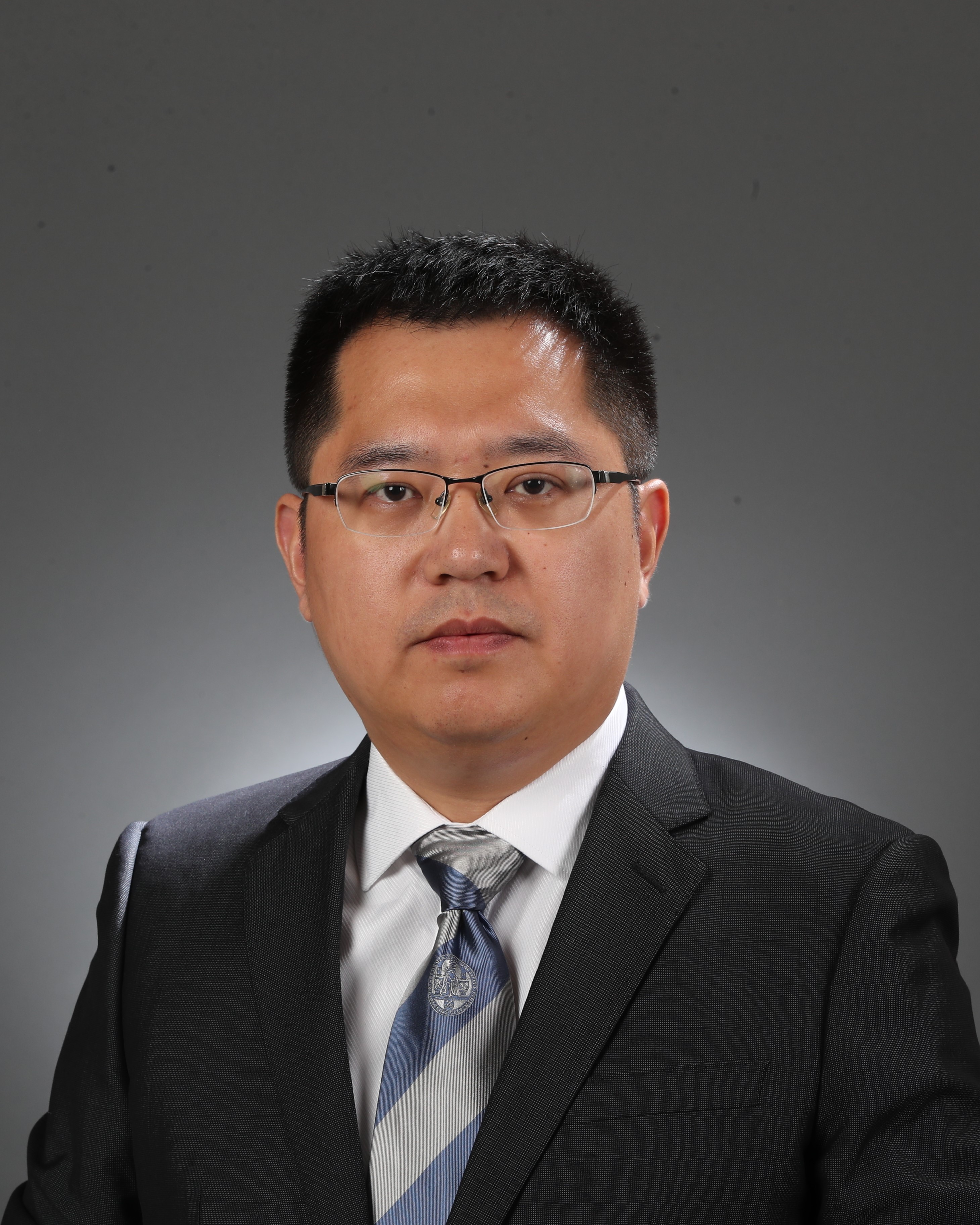 乐动网页版登录入口创新论坛第一千二百二十六讲暨120周年校庆年系列活动：三个罂粟属物种染色体级基因组揭示BIA通路补丁式跳跃演化机制