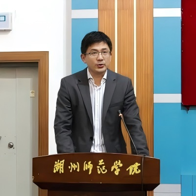 乐动网页版登录入口创新论坛第一千八百九十二讲：机器学习与核物质状态方程